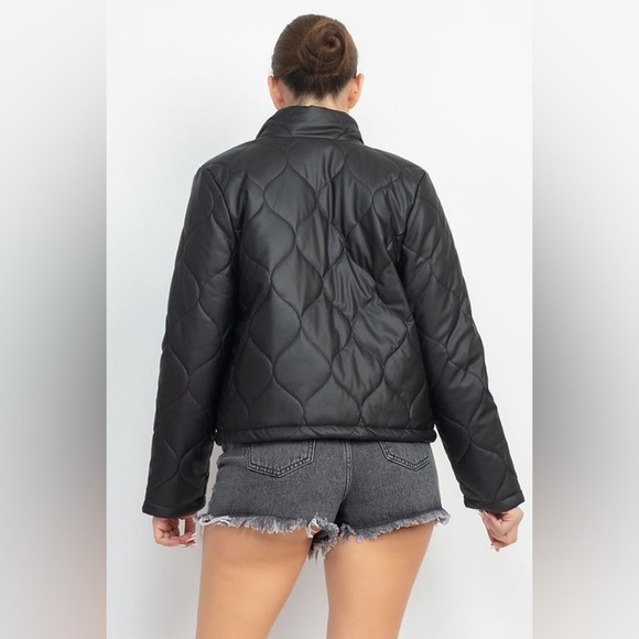 HAUTE MONDE | Mock Neck Quilted Jacket Black - Picture 5 of 16